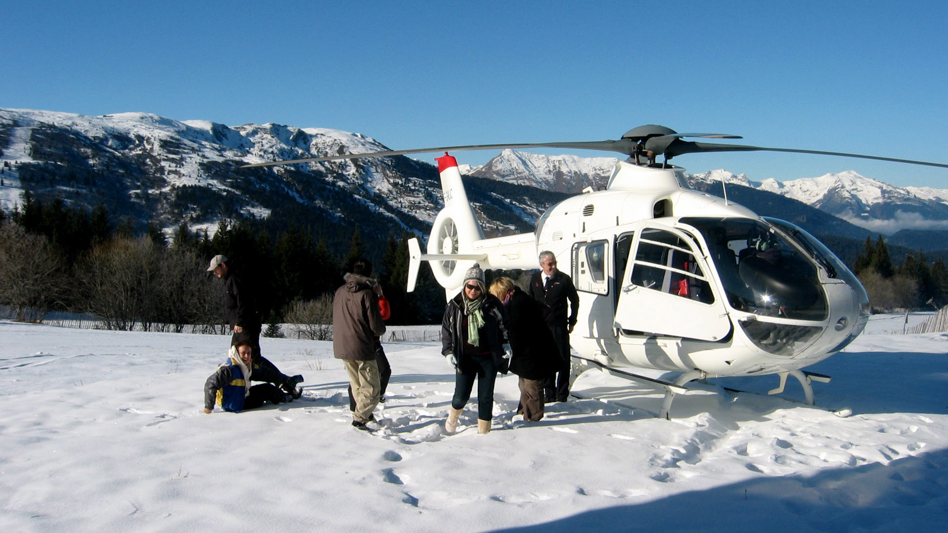SIGHTSEEING FLIGHTS